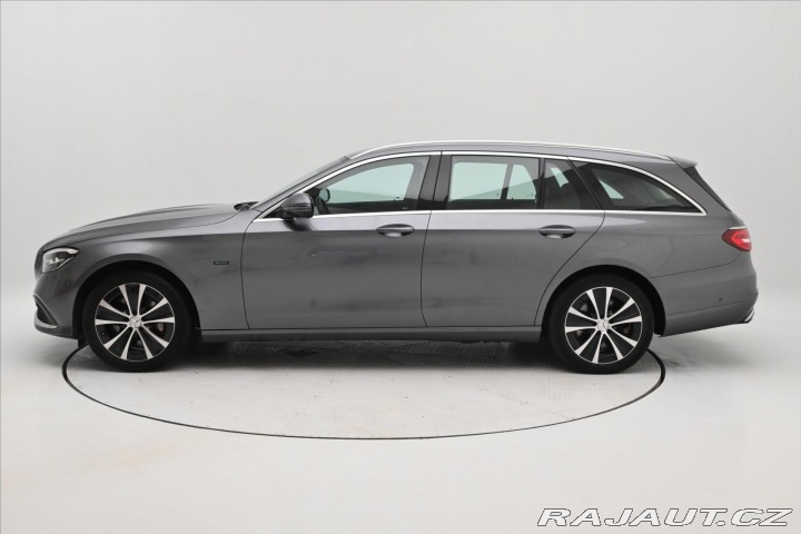 Mercedes-Benz E 2,0 300de 225 kW 9Gtronic 2021