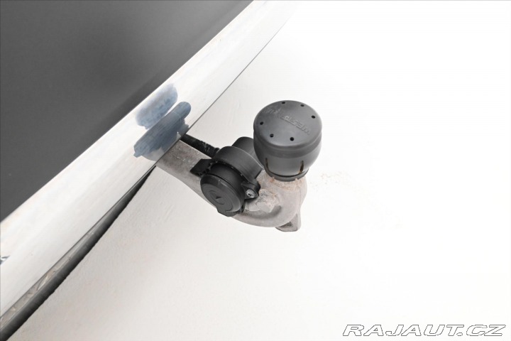 Mercedes-Benz GLB 2,0 220d 140 kW 4MATIC Zá 2022