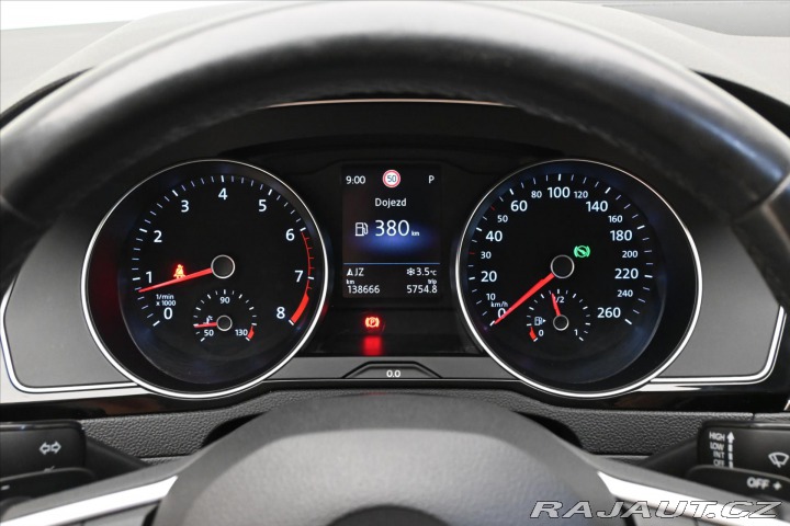 Volkswagen Passat 1,5 TSI 110 kW DSG Elegan 2020