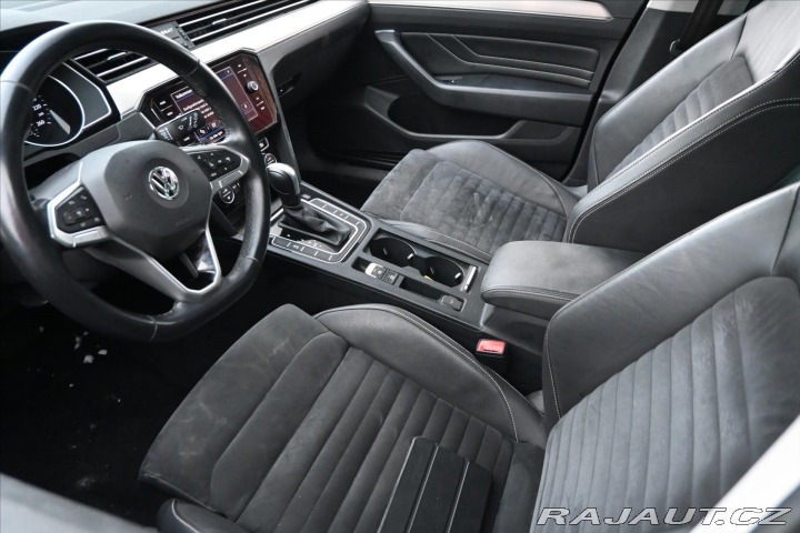 Volkswagen Passat 1,5 TSI 110 kW DSG ELEGAN 2020