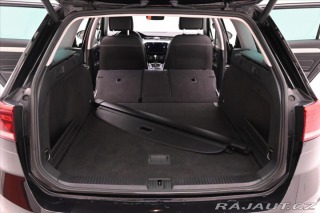 Volkswagen Passat 1,5 TSI 110 kW DSG Elegan 2020