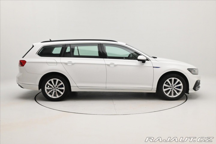 Volkswagen Passat 1,4 GTE 160 kW DSG Záruka 2021