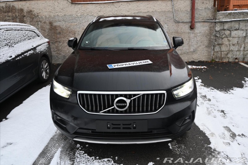 Volvo XC40 2,0 D4 AWD AT8 VŮZ PŘIPRV