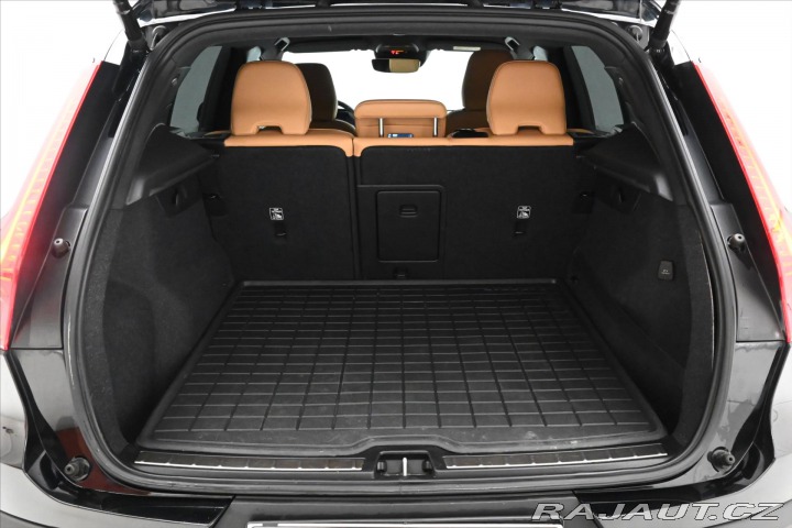 Volvo XC40 2,0 D4 AWD AT8 INSCRIPTIO 2020