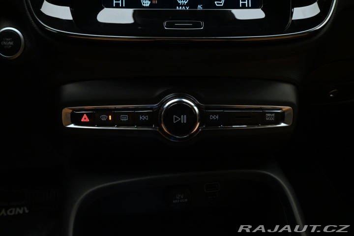 Volvo XC40 2,0 D4 AWD AT8 INSCRIPTIO 2020