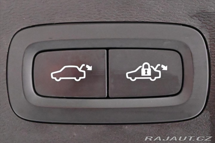 Volvo XC40 2,0 D4 AWD AT8 INSCRIPTIO 2020