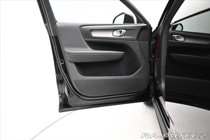 Volvo XC40 2,0 D4 AWD AT8 INSCRIPTIO 2020