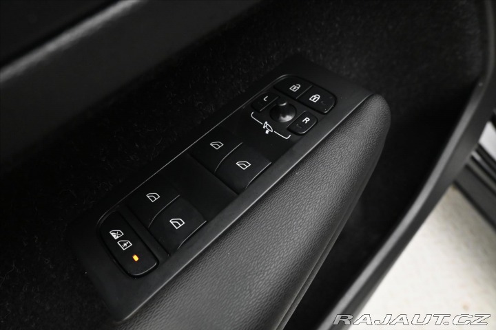 Volvo XC40 2,0 D4 AWD AT8 INSCRIPTIO 2020