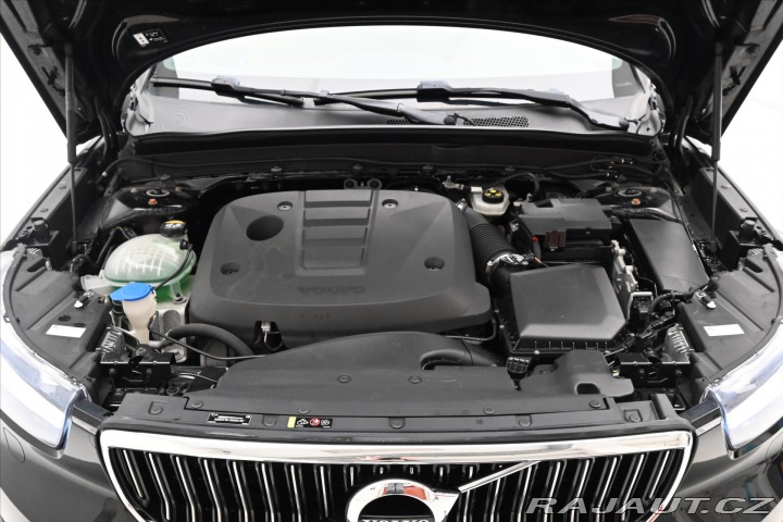 Volvo XC40 2,0 D4 AWD AT8 INSCRIPTIO 2020