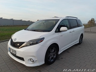 Toyota  Sienna SE SPORT 3.5 V6, 8 MÍST