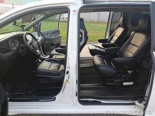 Toyota Ostatní modely Sienna SE SPORT 3.5 V6, 8 MÍST 2015