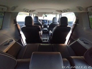 Toyota Ostatní modely Sienna SE SPORT 3.5 V6, 8 MÍST 2015