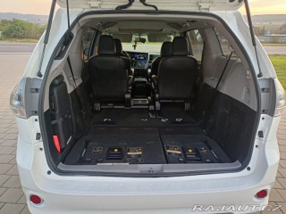 Toyota Ostatní modely Sienna SE SPORT 3.5 V6, 8 MÍST 2015