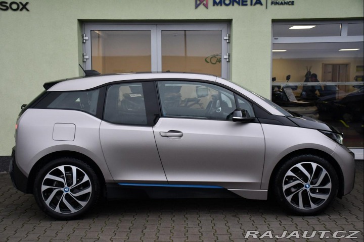 BMW i3 60Ah KAMERA VÝHŘEV NAV 2016