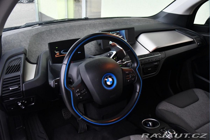 BMW i3 60Ah KAMERA VÝHŘEV NAV 2016