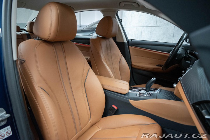 BMW 5 520d xDrive LUXURY*DPH*ČR 2021