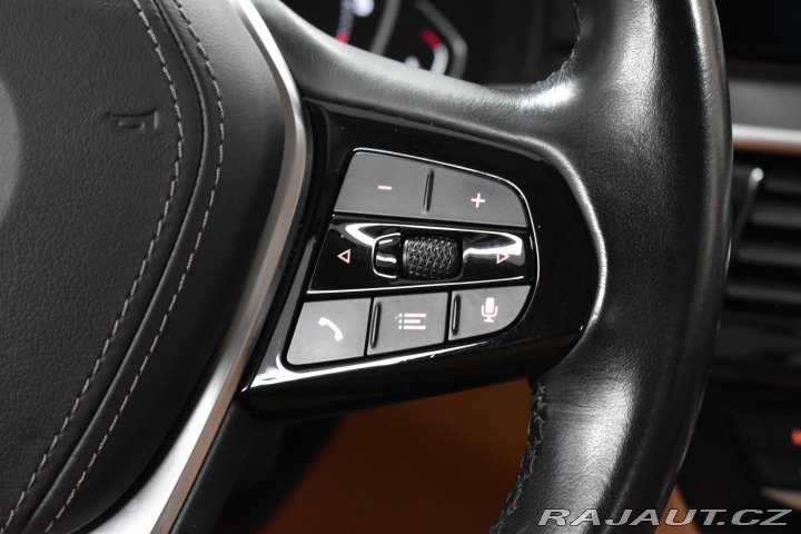 BMW 5 520d xDrive LUXURY*DPH*ČR 2021