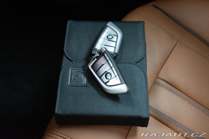 BMW 5 520d xDrive LUXURY*DPH*ČR 2021