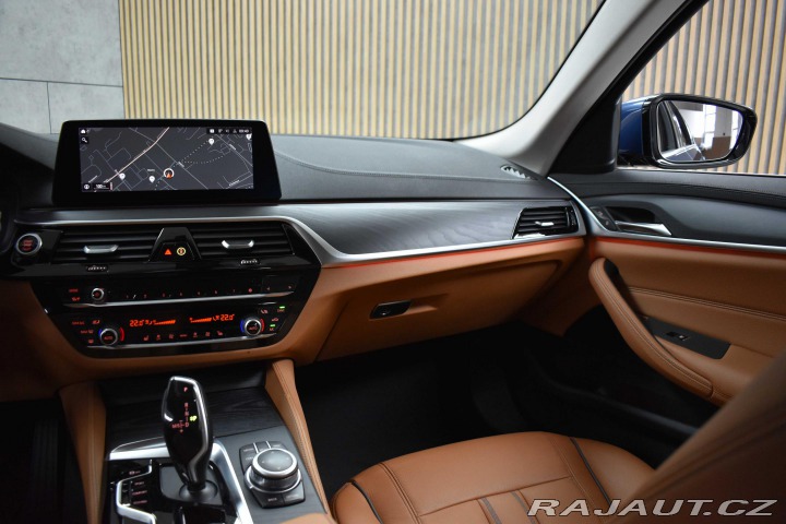 BMW 5 520d xDrive LUXURY*DPH*ČR 2021