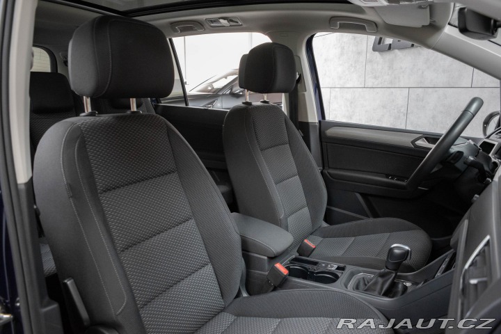 Volkswagen Touran 1.5 TSI REZERVACE 2023