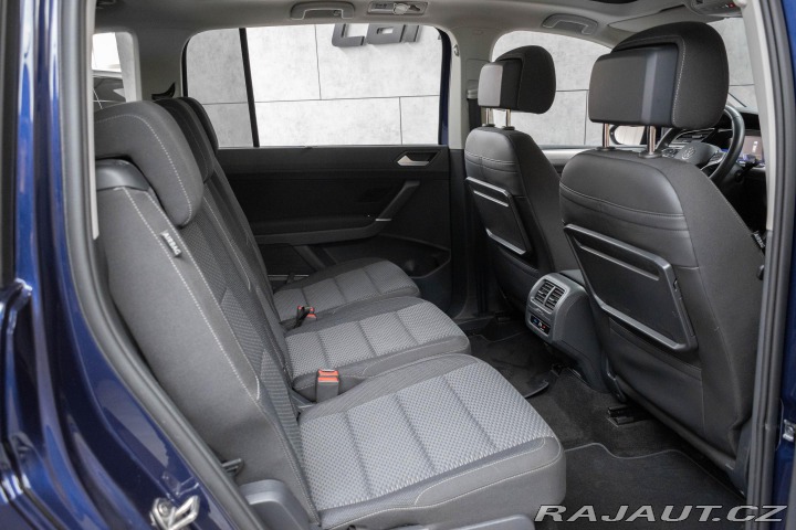 Volkswagen Touran 1.5 TSI REZERVACE 2023