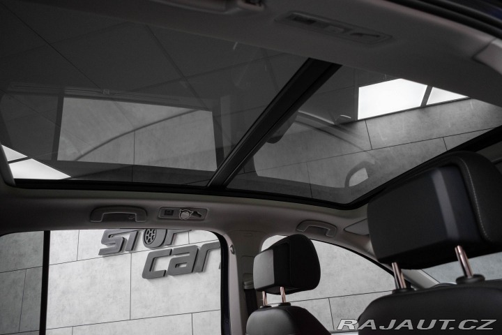 Volkswagen Touran 1.5 TSI DSG*7.MÍST*DPH*ČR 2023