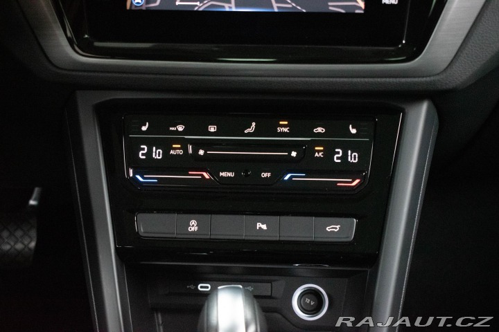 Volkswagen Touran 1.5 TSI REZERVACE 2023