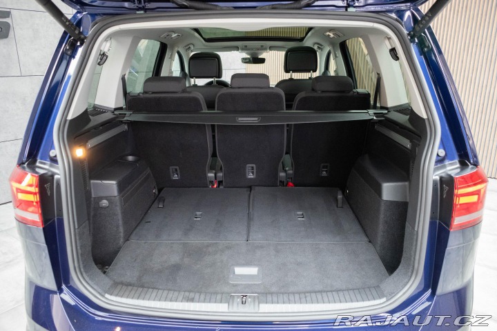 Volkswagen Touran 1.5 TSI REZERVACE 2023