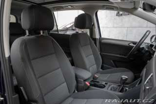 Volkswagen Touran 1.5 TSI DSG*7.MÍST*DPH*ČR 2023
