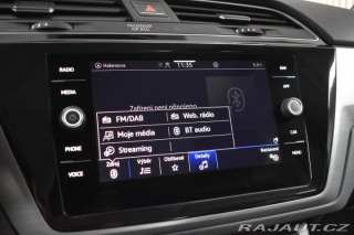 Volkswagen Touran 1.5 TSI DSG*7.MÍST*DPH*ČR 2023