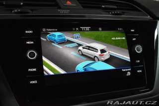 Volkswagen Touran 1.5 TSI DSG*7.MÍST*DPH*ČR 2023