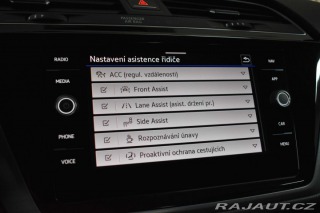 Volkswagen Touran 1.5 TSI DSG*7.MÍST*DPH*ČR 2023