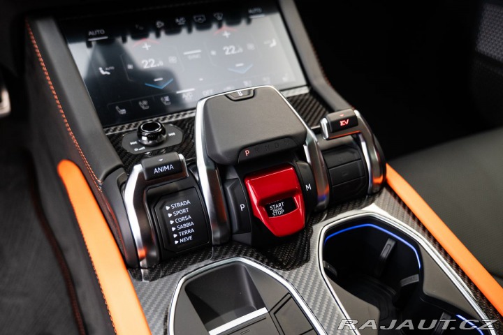 Lamborghini Urus SE 2025