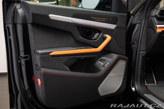 Lamborghini Urus SE 2025