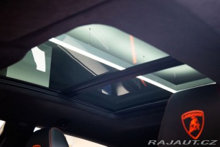 Lamborghini Urus SE 2025