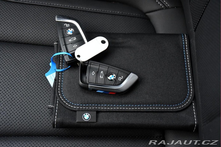 BMW 4 420d xD M-SPORT 1M ČR 2023