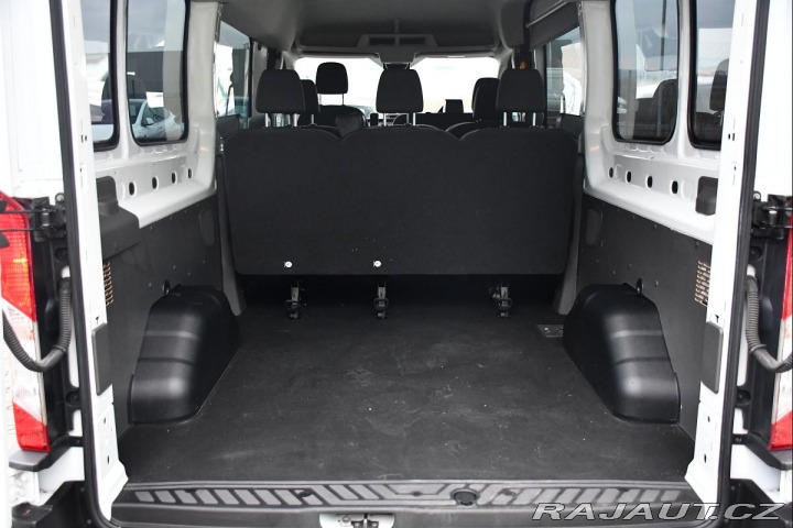 Ford Transit 2.0TDCi 9.MÍST SERV.KNÍŽK 2022