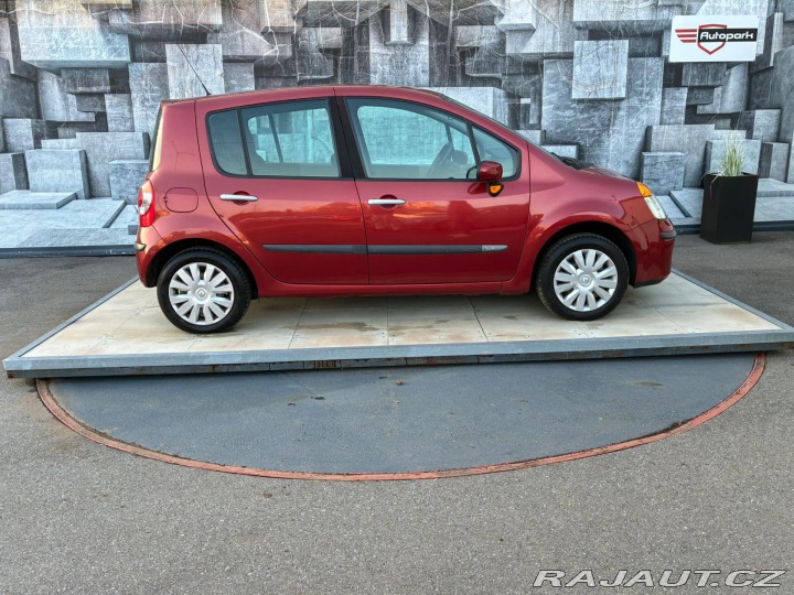 Renault Modus 1.2i 55KW, VYHŘIVANÉ SEDA 2005