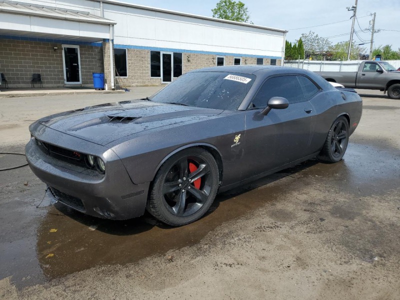 Dodge Challenger R/T 5.7 L V8