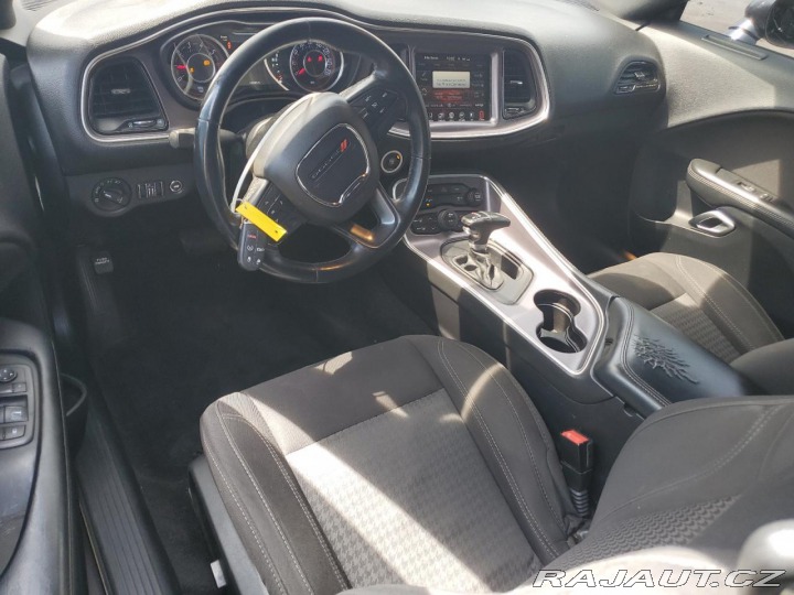 Dodge Challenger R/T 5.7 L V8 2015