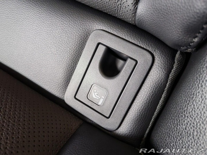 Toyota Corolla Cross 2,0 Hybrid Executive 2025