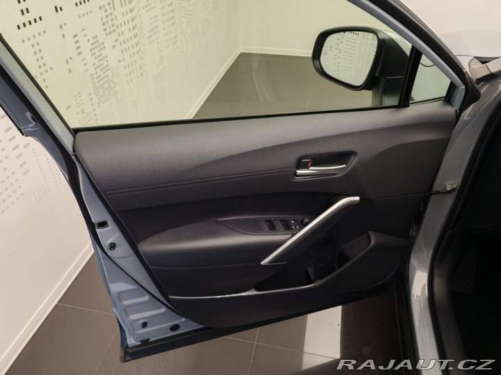 Toyota Corolla Cross 2,0 Hybrid Executive 2024