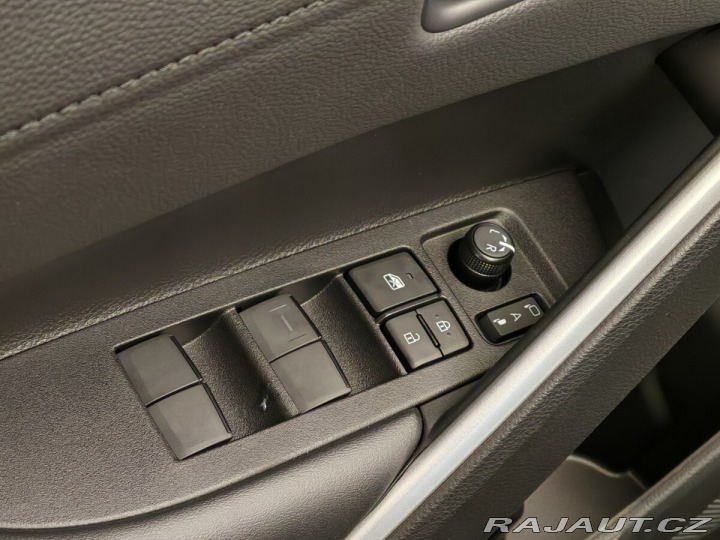 Toyota Corolla Cross 2,0 Hybrid Executive 2024