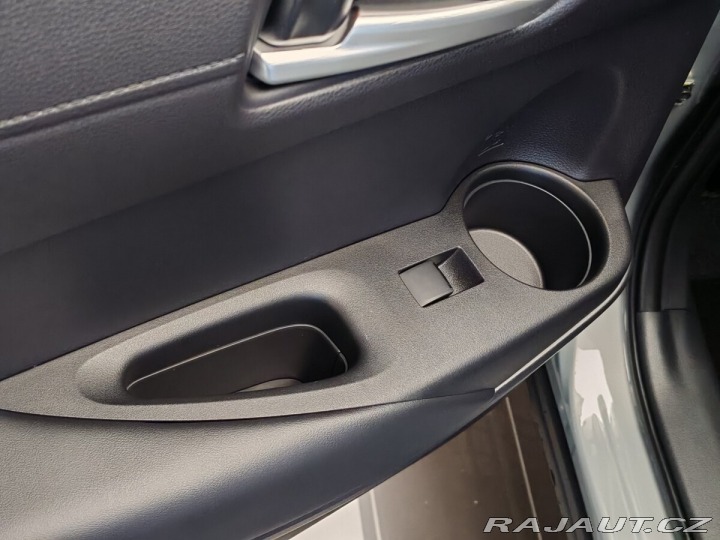 Toyota Corolla Cross 2,0 Hybrid Executive 2024