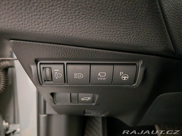 Toyota Corolla Cross 2,0 Hybrid Executive 2024