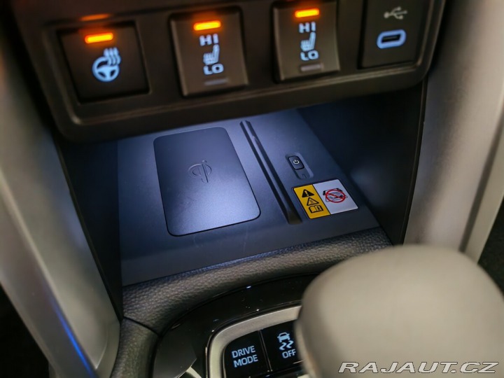 Toyota Corolla Cross 2,0 Hybrid Executive 2024