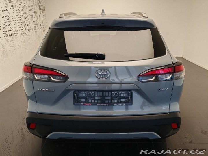 Toyota Corolla Cross 2,0 Hybrid Executive 2025
