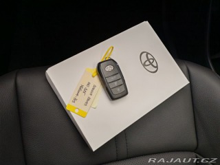 Toyota Corolla Cross 2,0 Hybrid Executive 2024