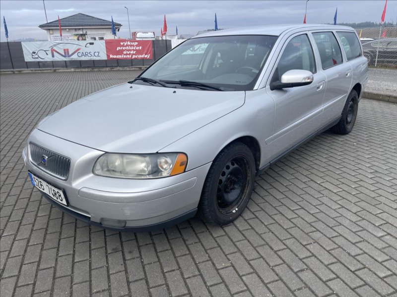 Volvo V70 2,4 i 16V 103kw CNG TAŽNÉ