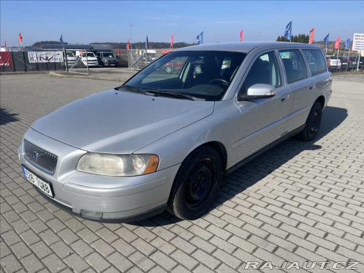 Volvo V70 2,4 i 16V 103kw CNG Tažné 2007